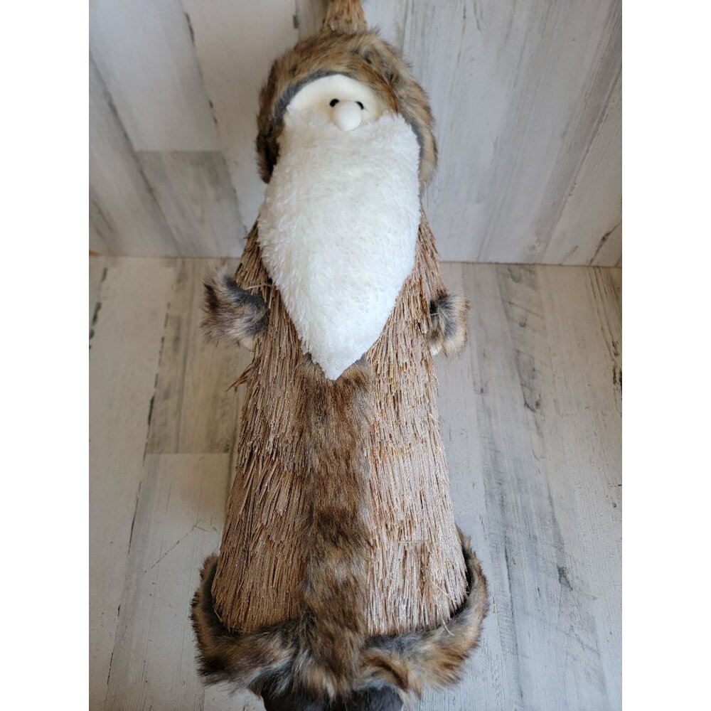 Pier 1 Sisal brown Santa bottle brush wizard bristle Xmas home‎ decor